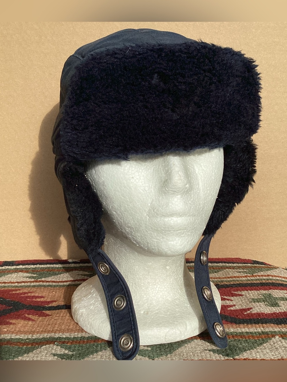 Vintage Dorfman-Pacific winter tapper hat with black fur lining ear flaps size s